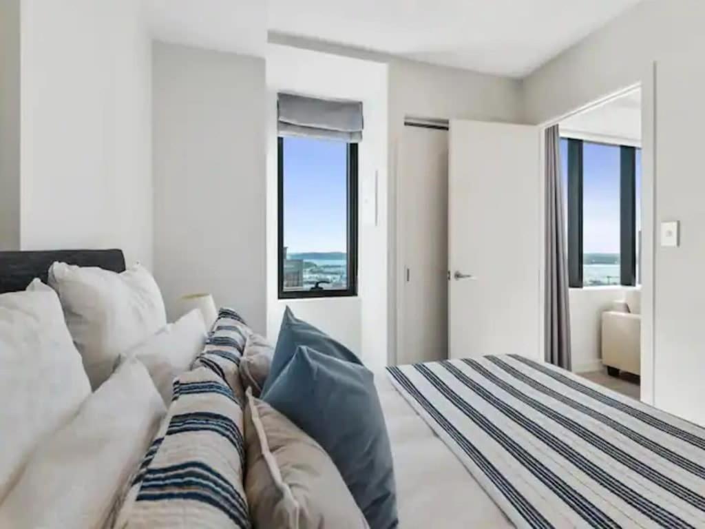 شقة Just Opposite To Sky Tower , 2 Bed 2 Bath In Cbd أوكلاند المظهر الخارجي الصورة