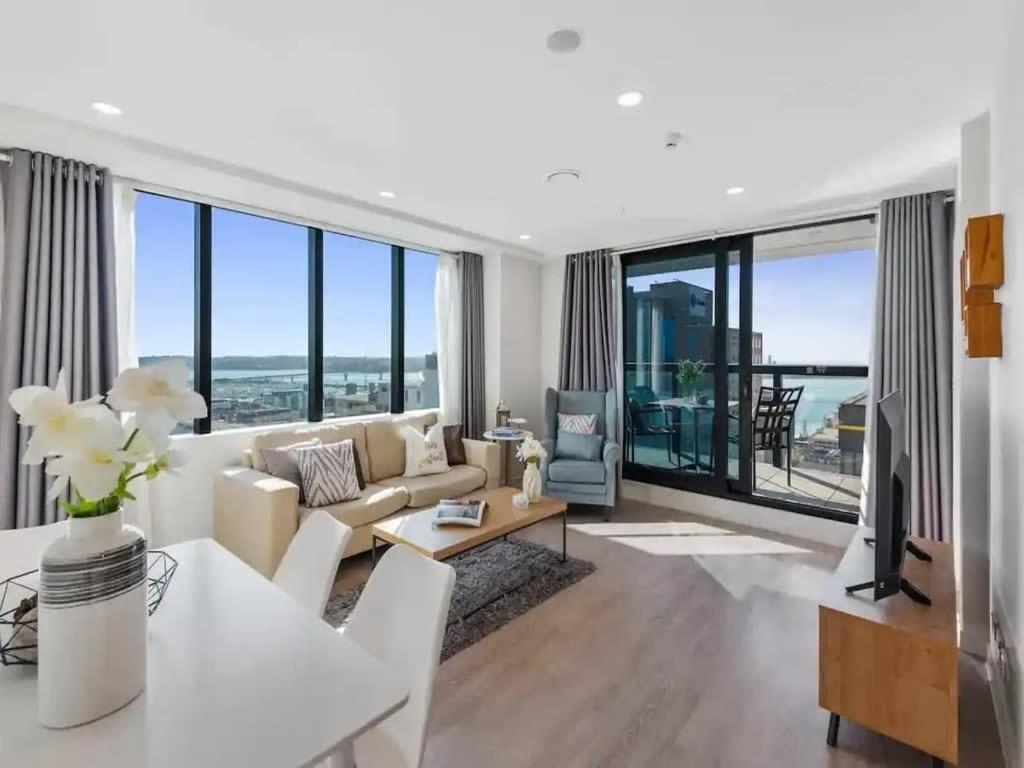 شقة Just Opposite To Sky Tower , 2 Bed 2 Bath In Cbd أوكلاند المظهر الخارجي الصورة